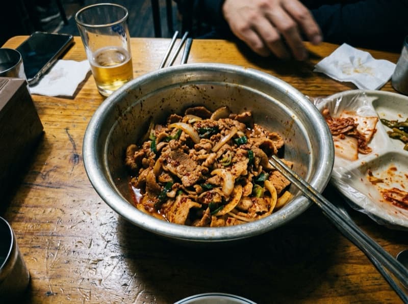 제육볶음 교체 전 사진
